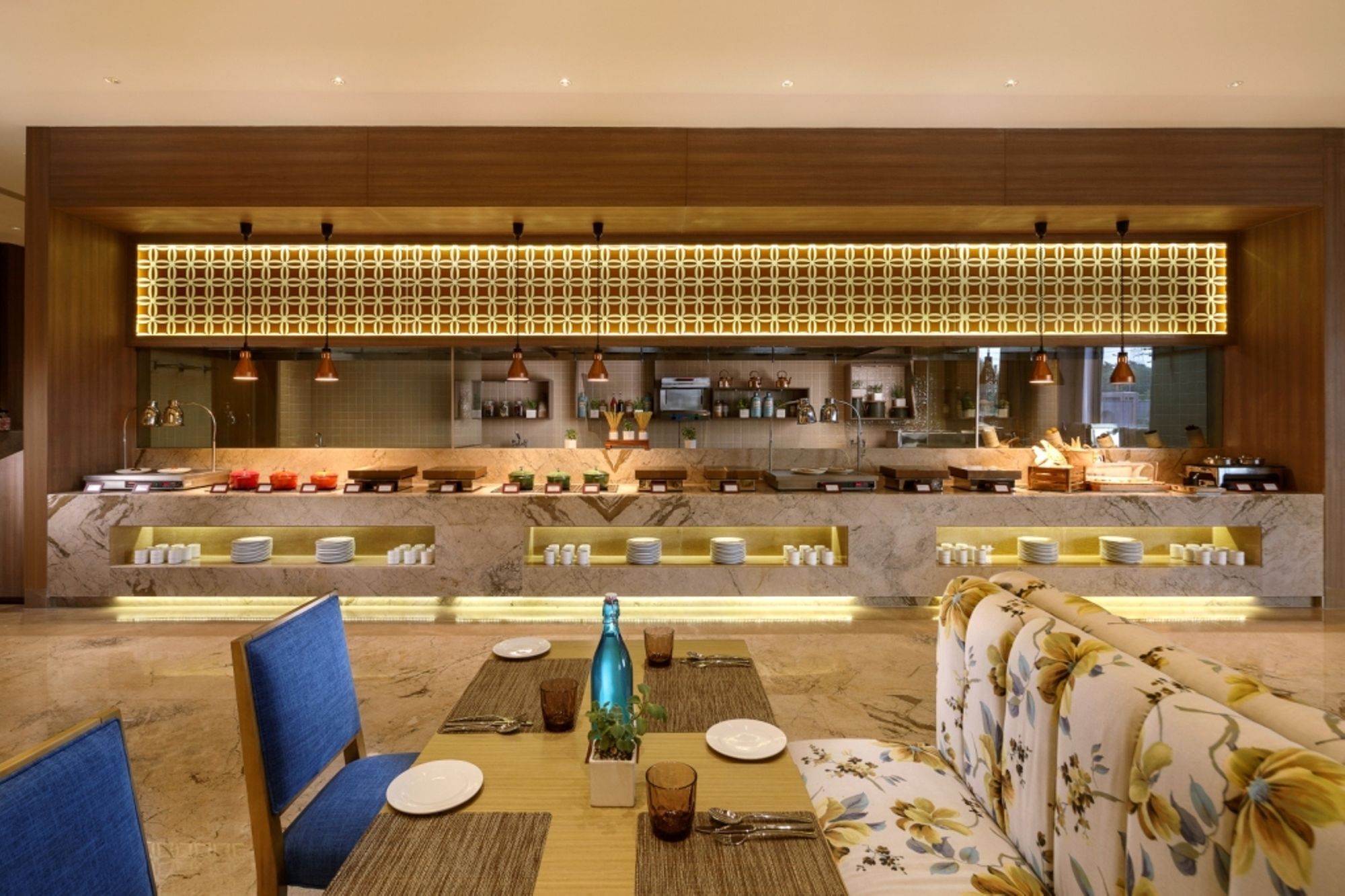 Sandal Suites By Lemon Tree Hotels Noida Zewnętrze zdjęcie