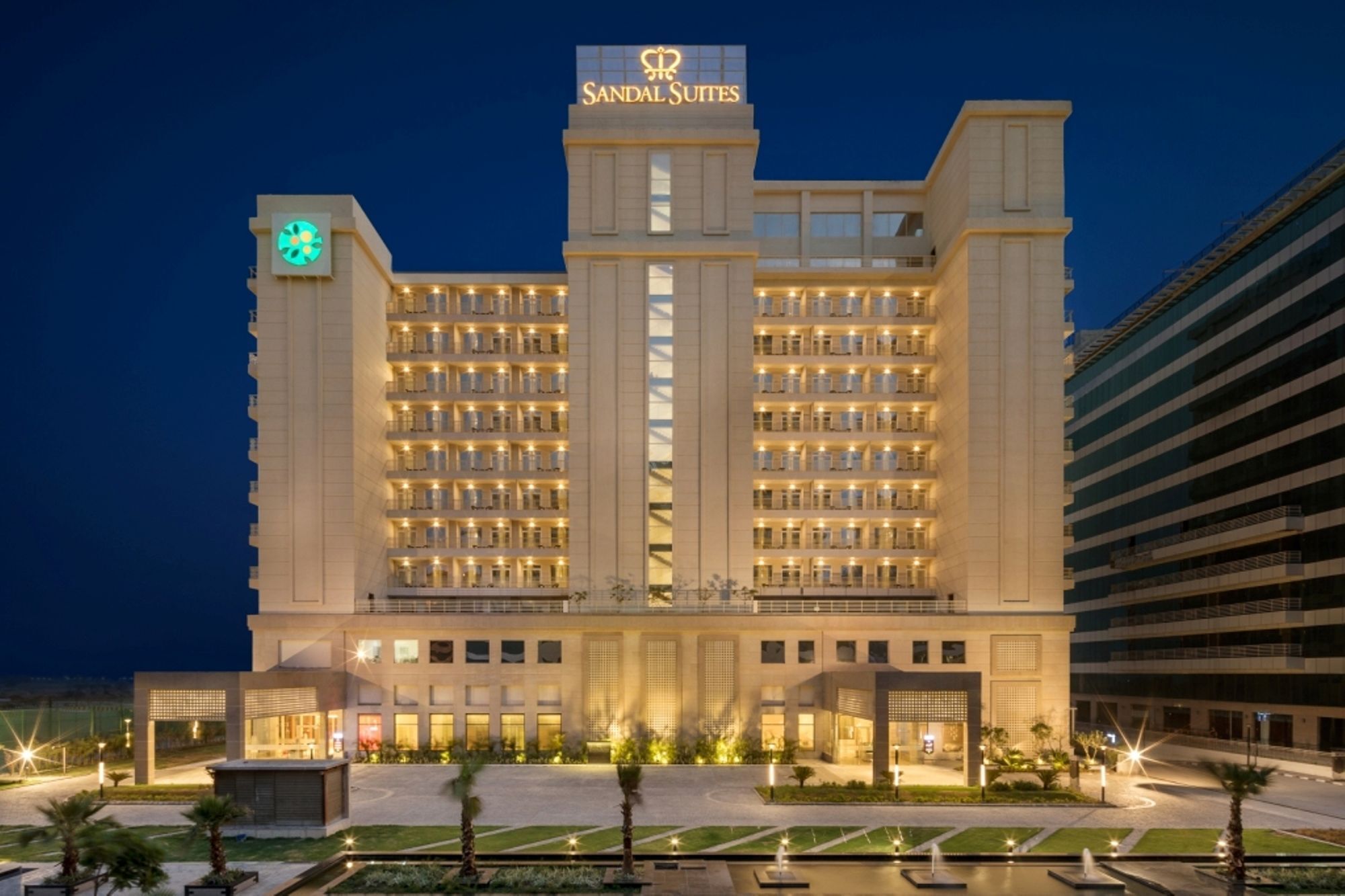 Sandal Suites By Lemon Tree Hotels Noida Zewnętrze zdjęcie