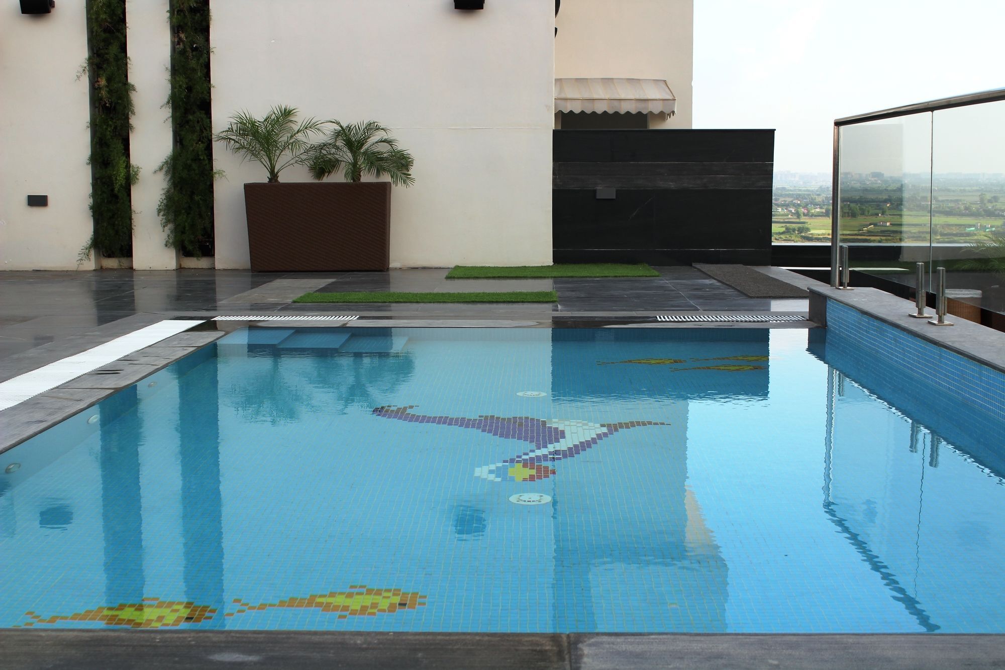 Sandal Suites By Lemon Tree Hotels Noida Zewnętrze zdjęcie